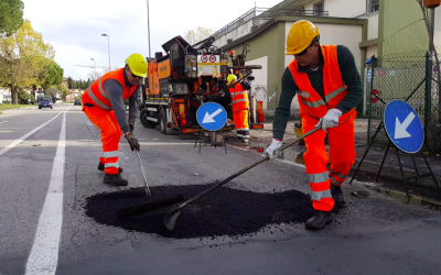 Aggiudicate due nuove gare. Altri due anni di lavoro per i settori ‘Manutenzioni strade’ e ‘Gestione delle manifestazioni’.