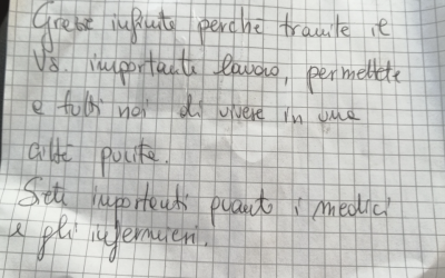 “Grazie infinite, perché tramite il vostro importante lavoro, permettete a tutti noi di vivere in una città pulita. Siete importanti quanto i medici e gli infermieri.” Sandro trova un biglietto su un bidone dei rifiuti